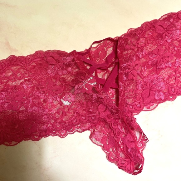 NWOT Oh Là Là Chéri Hot Pink Lace Crotchless Panties - Picture 8 of 8